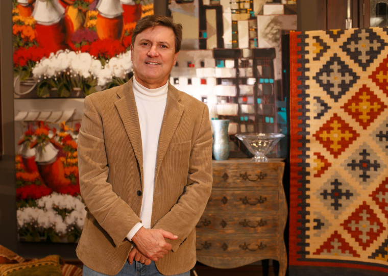 Evento de lançamento também marca a inauguração de uma mostra gratuita na Galeria Bublitz 