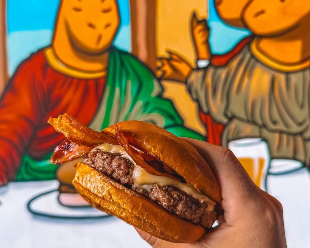 O Capim Burger &eacute; inspirado em capivaras | Capim Burger/Instagram/Reprodu&ccedil;&atilde;o/JC