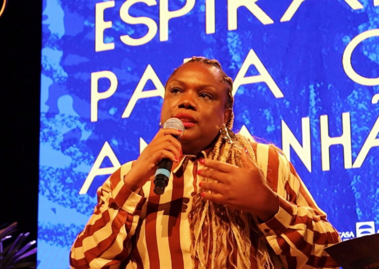 Renata Martins é uma das artistas que participam da nova temporada do programa