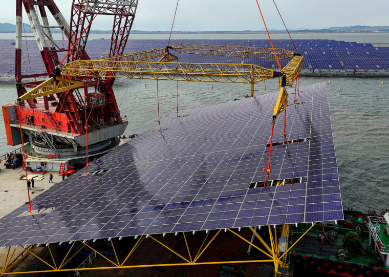 indústrias aeroespacial, de aviação e marinha também registraram um rápido crescimento nos primeiros cinco meses