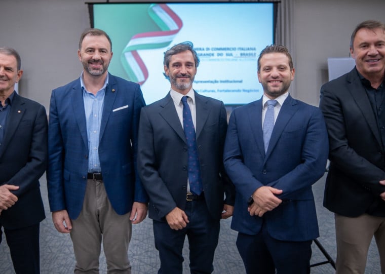 Durante reunião realizada no Deville Hotel, em Porto Alegre, o empresário Erasmo Battistella, CEO da Be8 foi eleito o novo presidente da entidade. 
