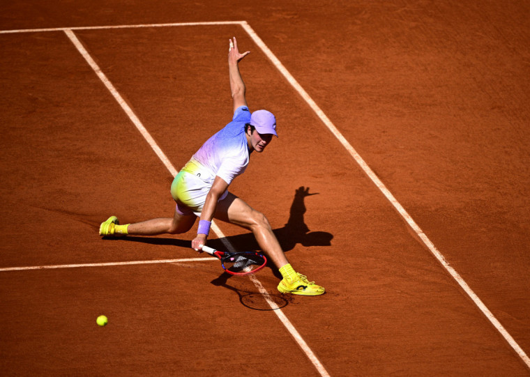 Mesmo com a derrota neste sábado, Fonseca ainda de tem chances de atingir o melhor ranking da carreira após Roland Garros