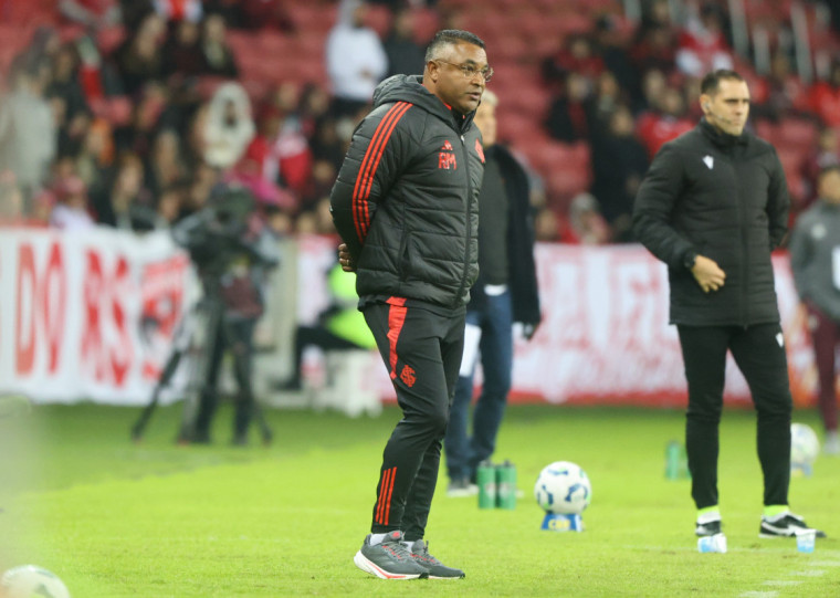 Comandante alvirrubro destacou a necessidade de encontrar soluções para a desatenção da equipe