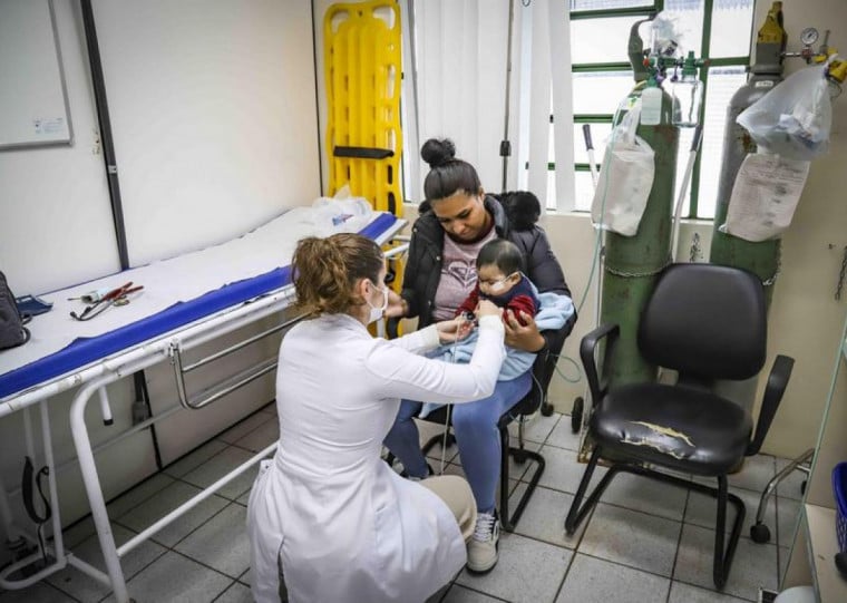 No domingo foram realizadas 290 consultas, aplicadas 773 doses de vacinas e 635 medicamentos foram dispensados