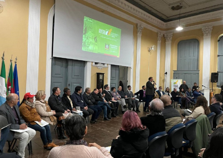 Encontro reuniu lideranças no auditório da Receita Federal local para tratar sobre temas estratégicos