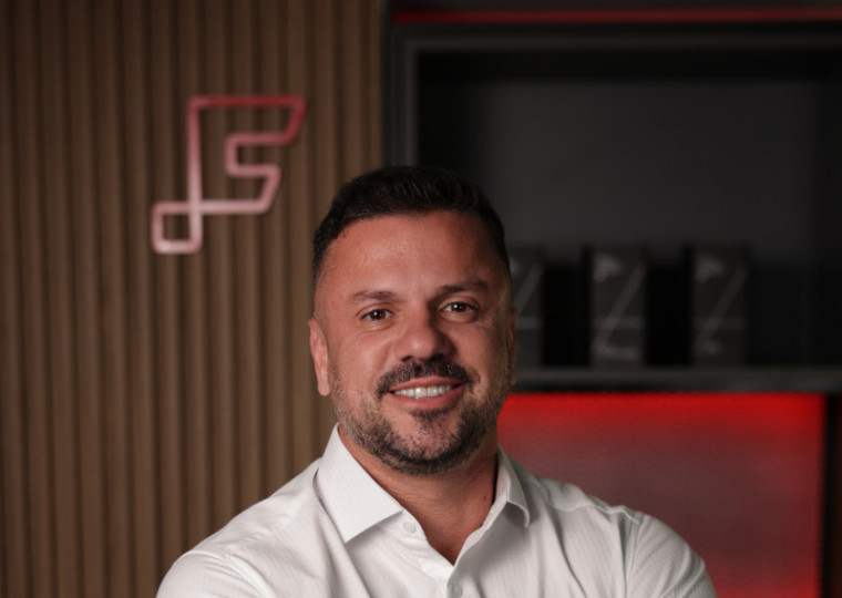 Lucas Ferraz é sócio fundador e CEO da Faz Capital, há 11 anos no mercado 