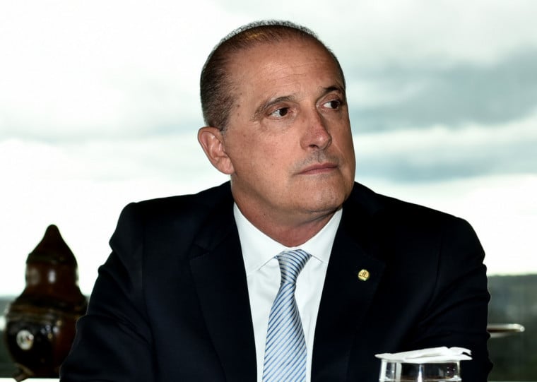 Ex-ministro de Bolsonaro afirmou que "nunca pediu dinheiro para bandido"