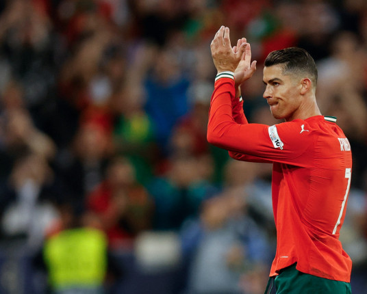 Cristiano Ronaldo decide, Portugal cala Alemanha em 4 minutos e vai à final