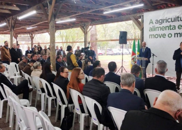 Ao todo serão 356 municípios contemplados, com recursos na ordem de R$ 106,8 milhões disponibilizados via Fundo do Plano Rio Grande (Funrigs)