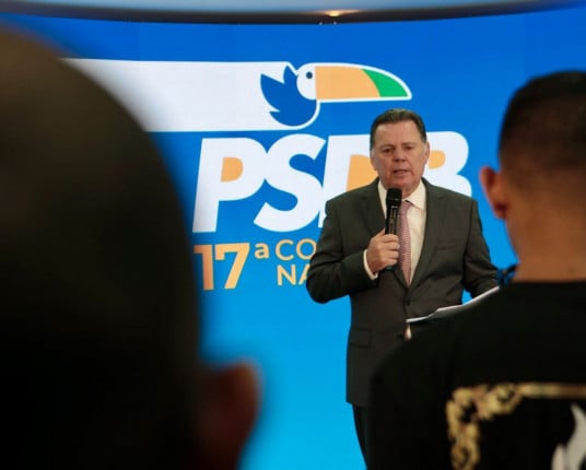 PSDB aprova fusão com Podemos por 201 votos a 2