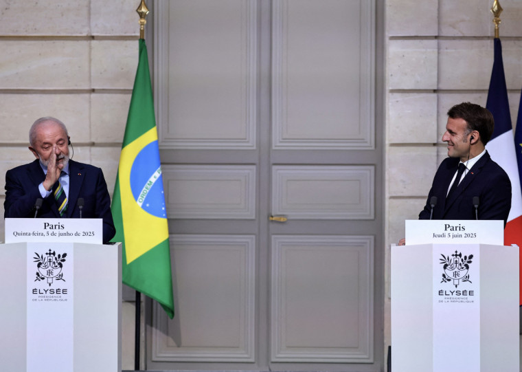 Apesar do tom bem humorado em alguns momentos de sua fala, Lula foi enfático ao pedir a Macron que não haja dúvidas do compromisso do governo brasileiro com a redução do desmatamento