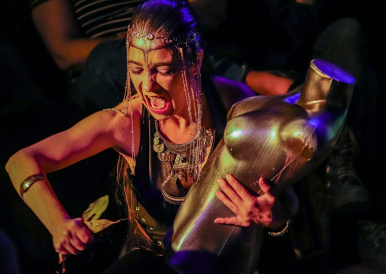 Peça 'Os sofrimentos do jovem Werther' pode ser assistida na KZA Terezinha, até 28 de junho