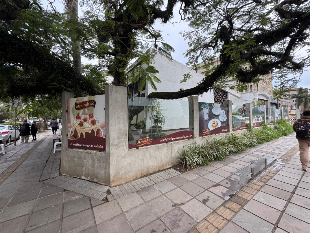 Filial na rua Bastian com avenida Praia de Belas foi residência de Cândido Norberto  | PATRÍCIA COMUNELLO/ESPECIAL/JC