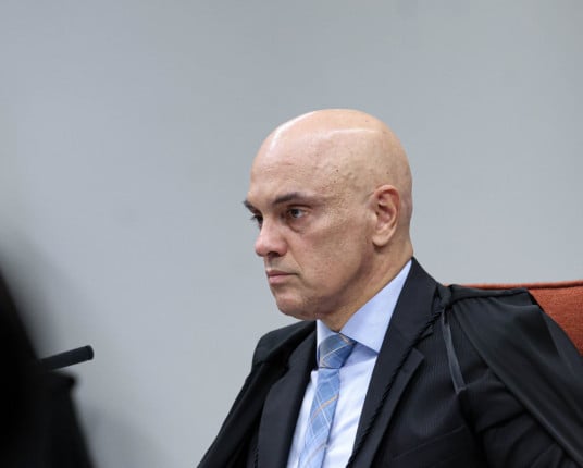 Congresso pede que STF valide decreto legislativo que derrubou aumento do IOF do governo Lula