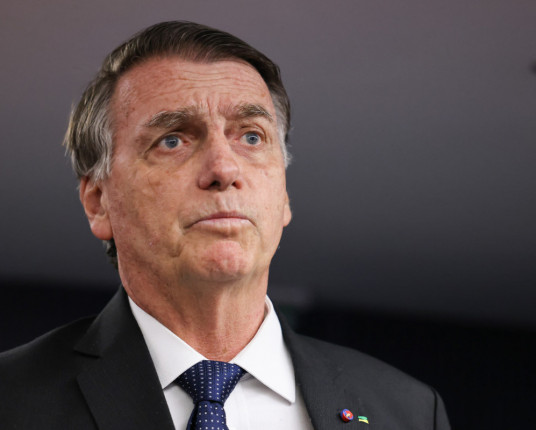 Alexandre de Moraes autoriza presidente do PL a visitar Bolsonaro