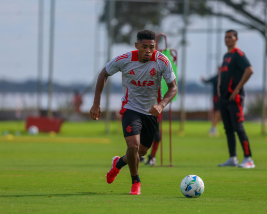 Inter ganha importantes retornos na véspera da viagem para Belo Horizonte