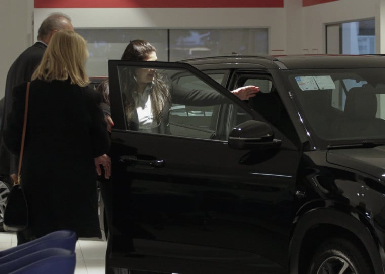 As exportações, por sua vez, somaram 57,1 mil veículos no mês passado, alta de 49,3%