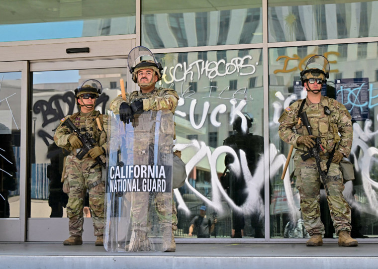 Desde o in&iacute;cio de junho, agentes prenderam quase 2.800 imigrantes sem documentos na regi&atilde;o

