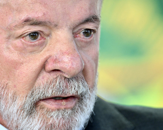 Maioria do STF confirma decretos de Lula que restringem acesso a armas