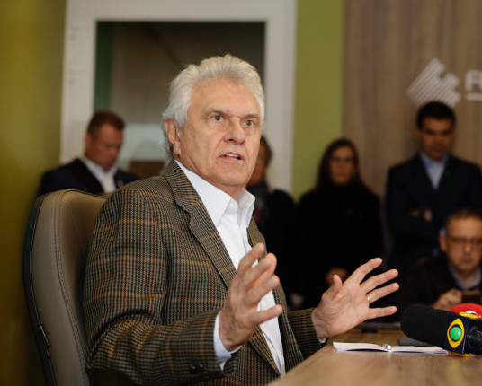 Pré-candidatos da direita prometem indulto a Jair Bolsonaro se eleitos à Presidência