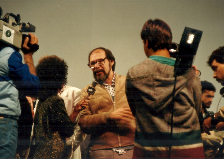 Em 1987, durante premiação para Anjos do Arrabalde no Festival de Gramado