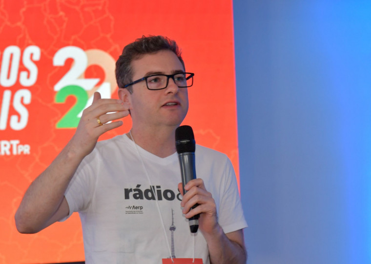 Caique Agustini, diretor geral da Massa FM Porto Alegre