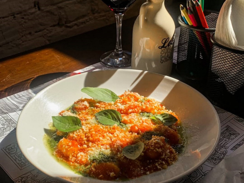 O Lola &eacute; um bar localizado na c&uacute;pula da Casa de Cultura Mario Quintana Foto: LOLA BAR/REPRODU&Ccedil;&Atilde;O/JC