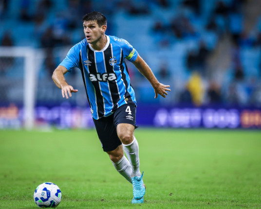 Mesmo saindo na frente, Grêmio cede empate ao Corinthians, na Arena, pelo Brasileirão