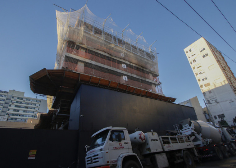 O número de imóveis novos em estoque é 14% inferior ao mesmo período do ano anterior 