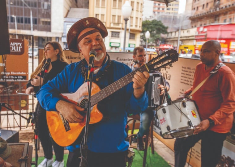 Show deste sábado (14) deverá trazer clássicos autorais e releituras de grandes sucessos do forró