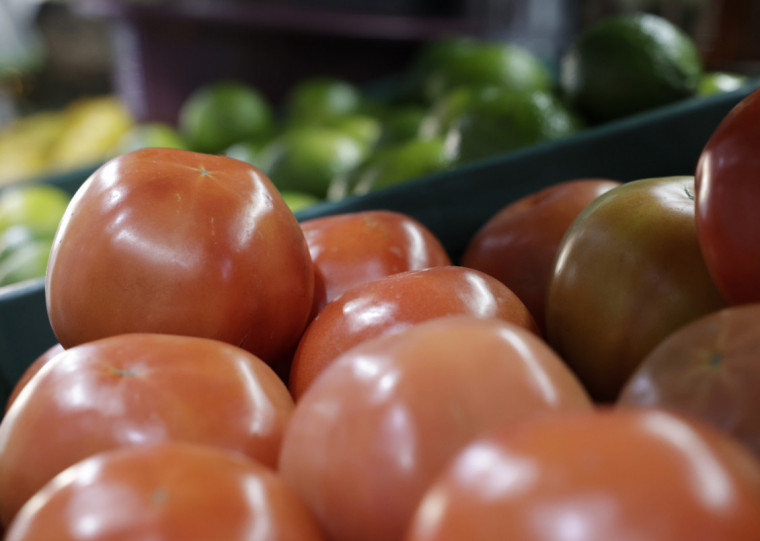 A maior queda registradas foi no tomate (-4,24%)