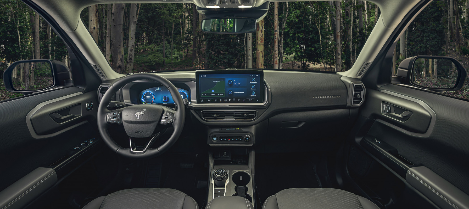 {'nm_midia_inter_thumb1':'https://www.jornaldocomercio.com/_midias/jpg/2025/06/12/206x137/1_bronco_sport_2025_internas__16_-11244385.jpg', 'id_midia_tipo':'2', 'id_tetag_galer':'', 'id_midia':'684afd3eca259', 'cd_midia':11244385, 'ds_midia_link': 'https://www.jornaldocomercio.com/_midias/jpg/2025/06/12/bronco_sport_2025_internas__16_-11244385.jpg', 'ds_midia': ' ', 'ds_midia_credi': 'FORD/DIVULGAÇÃO/JC', 'ds_midia_titlo': ' ', 'cd_tetag': '58', 'cd_midia_w': '1792', 'cd_midia_h': '802', 'align': 'Left'}