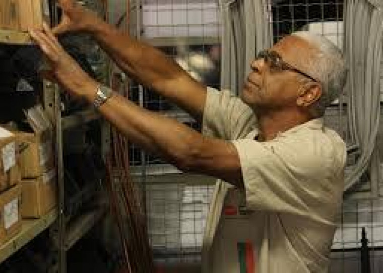 Filme 'Ela volta na quinta' tem exibição comentada com a participação do cineasta