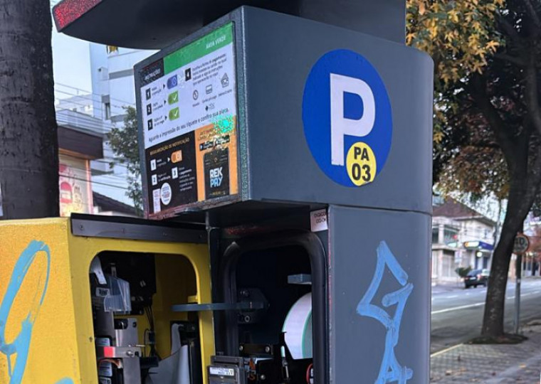 Equipamentos vandalizados têm custo médio de R$ 800 para reposição