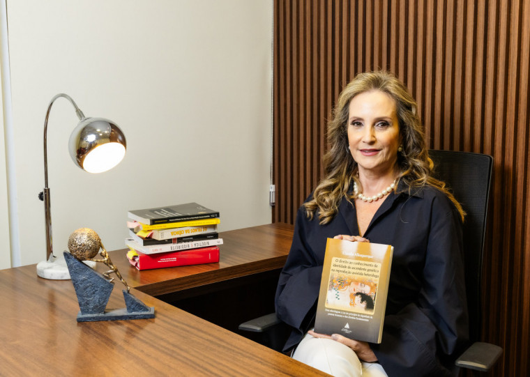 Promotora de Justiça, Claudia Albuquerque lançou livro sobre o assunto
