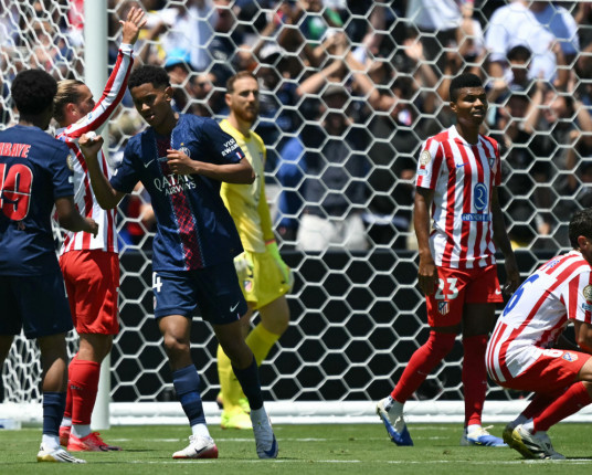 PSG goleia Atlético de Madrid por 4 a 0 em estreia no Super Mundial de Clubes