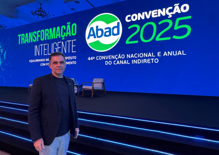 "Os remédios vão ficar mais baratos diante de um ambiente concorrencial", aposta Severini