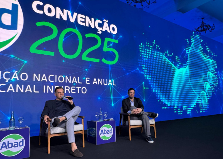 Severini (esq.) projetou um crescimento de 7% no ano no varejo neste ano 