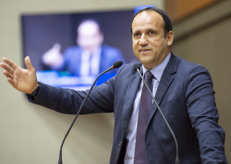 O vereador Moisés Barboza (PSDB), proponente do texto, avalia que a medida busca garantir mais segurança aos atletas