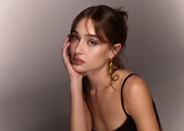 Rafaela Pfeifer vêm se consolidando como uma das vozes mais proeminentes da cena acústica do Rio Grande do Sul nos últimos anos