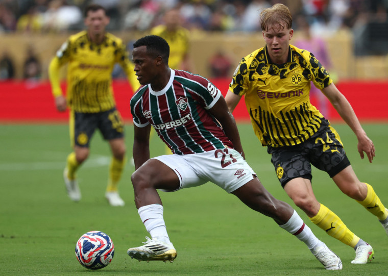 Pelo Grupo F,  Fluminense empatou sem gols com o Borussia Dortmund
