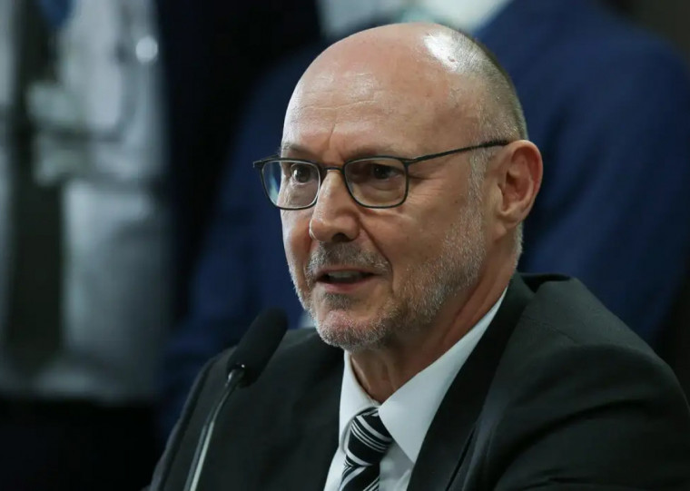 Luiz Fernando Corrêa foi indiciado pela PF no inquérito da "Abin Paralela"