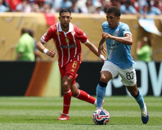 City marca no início e confirma favoritismo contra Wydad Casablanca