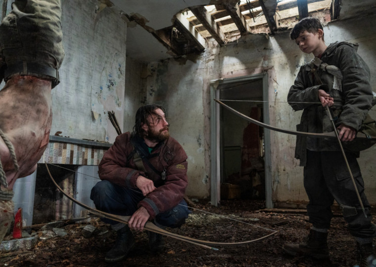 História de 'Extermínio: A Evolução' se dá quase três décadas após vírus escapar de laboratório