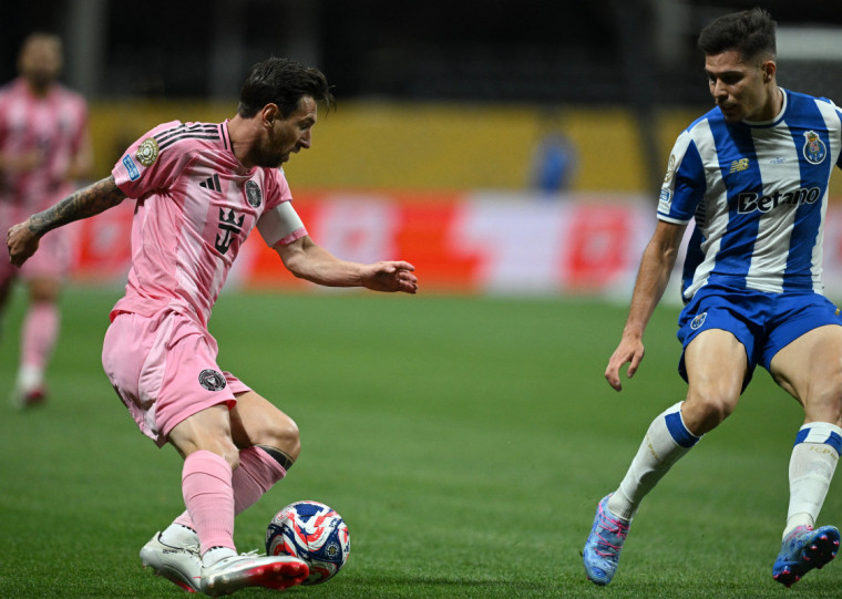 Camisa 10 marcou um golaço de falta para colocar o Inter Miami à frente