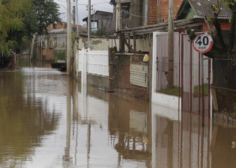 Local registra 19 das 49 ocorrências entre sexta (20) e sábado (21), informa a Defesa Civil da Capital