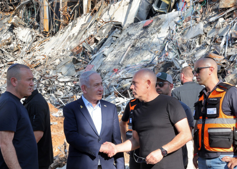 &Eacute; improv&aacute;vel que o governo de Benjamin Netanyahu suspenda a campanha militar iniciada no &uacute;ltimo dia 13 de junho