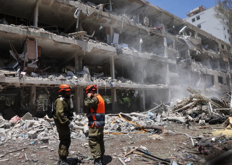 Ministro das Relações Exteriores do Irã diz que unidades militares agem com base em instruções dadas com antecedência