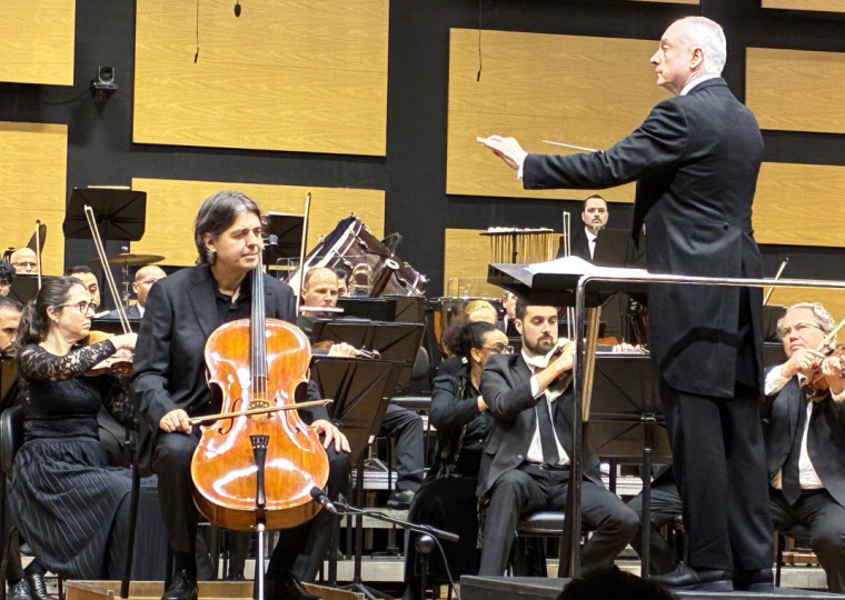 O celista Viktor Uzur e Neil Thomson no concerto da Ospa