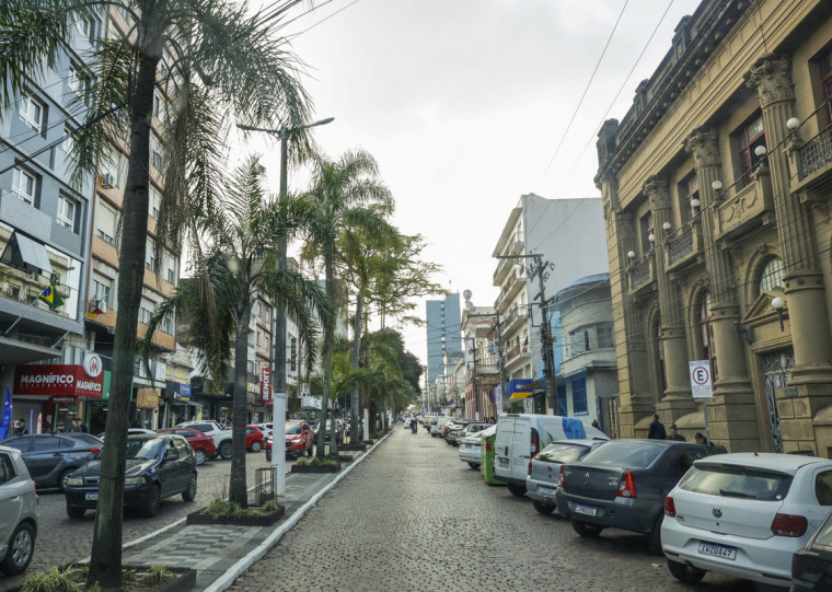 Bagé tinha 18.445 vagas formais de trabalho em abril de 2025; município busca criar novas oportunidades